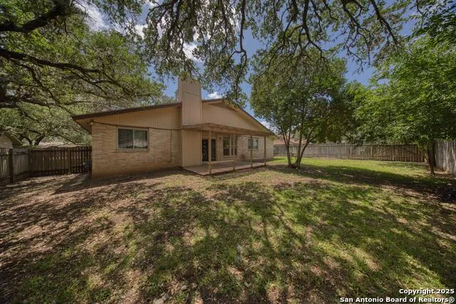 9218 woodheather San Antonio, TX 78254