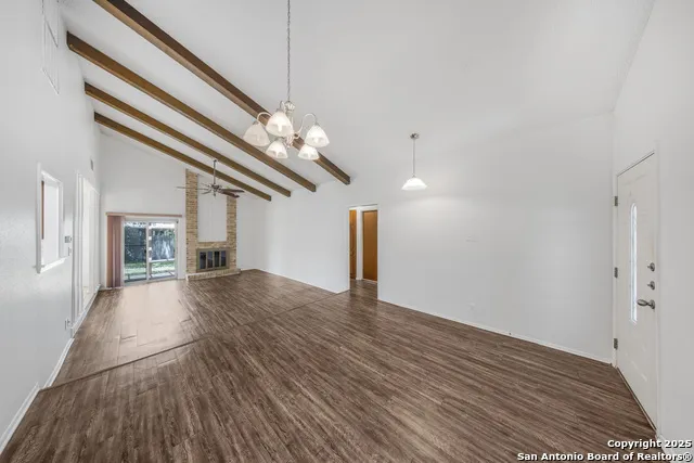 9218 woodheather San Antonio, TX 78254