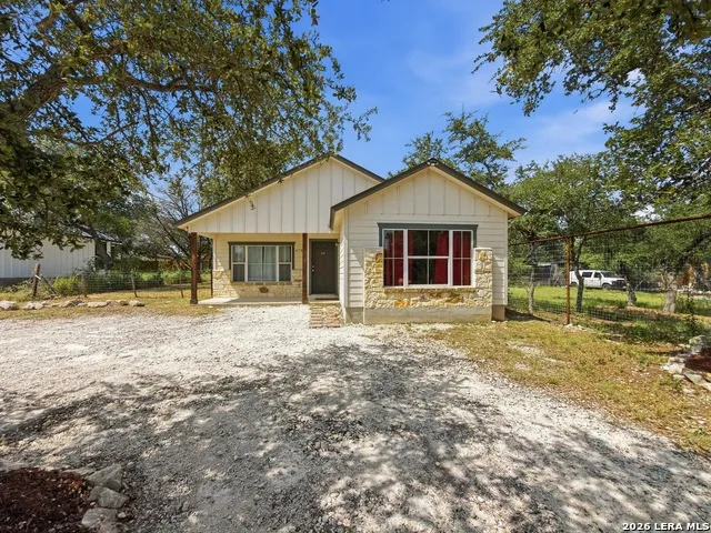 473 HIGH DR Spring Branch, TX 78070