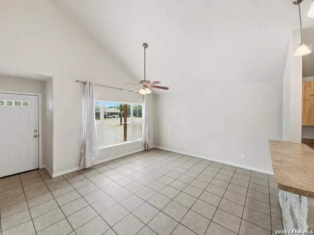 473 HIGH DR Spring Branch, TX 78070