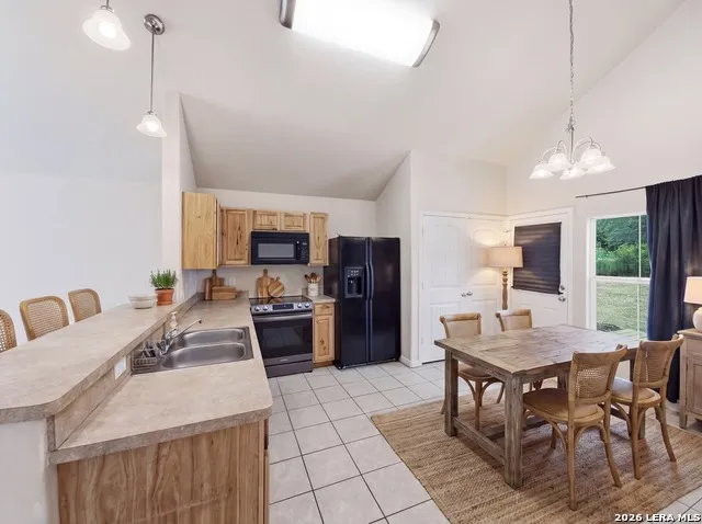 473 HIGH DR Spring Branch, TX 78070
