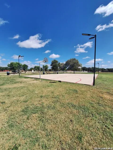 10643 Arabian Sands San Antonio, TX 78254