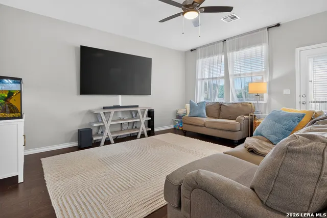 21007 CHESTNUT CV San Antonio, TX 78266