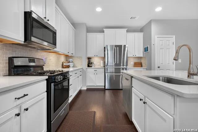21007 CHESTNUT CV San Antonio, TX 78266
