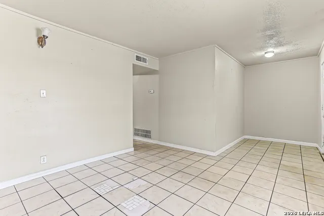 7013 Glen Mist San Antonio, TX 78239