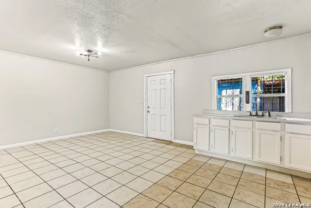 7013 Glen Mist San Antonio, TX 78239