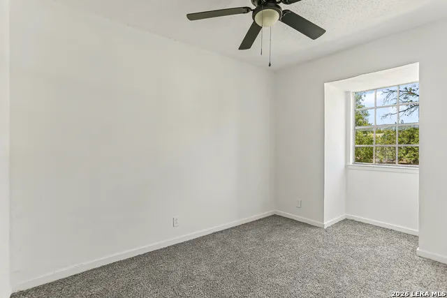 7032 Glen Mist San Antonio, TX 78239