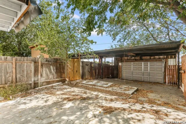 7032 Glen Mist San Antonio, TX 78239