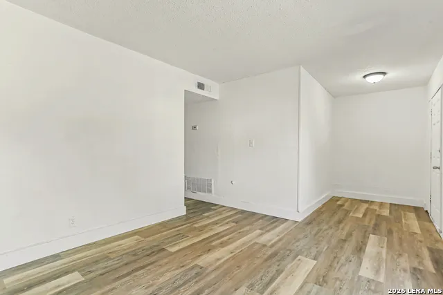 7032 Glen Mist San Antonio, TX 78239