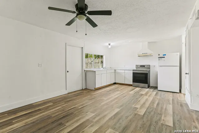 7032 Glen Mist San Antonio, TX 78239