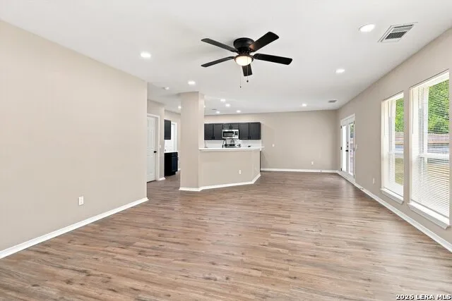 54 Lockspring San Antonio, TX 78254