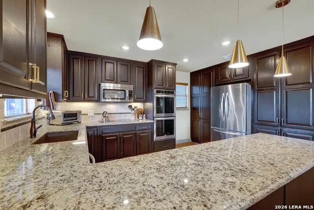 435 NANCY DR Canyon Lake, TX 78133