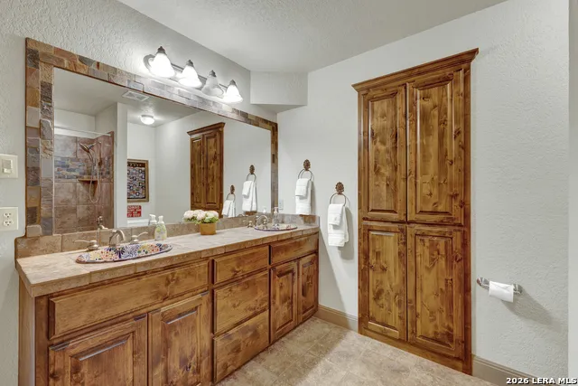 435 NANCY DR Canyon Lake, TX 78133