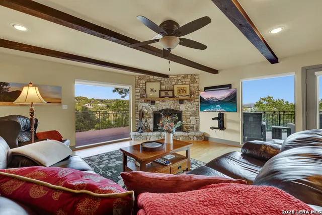 435 NANCY DR Canyon Lake, TX 78133