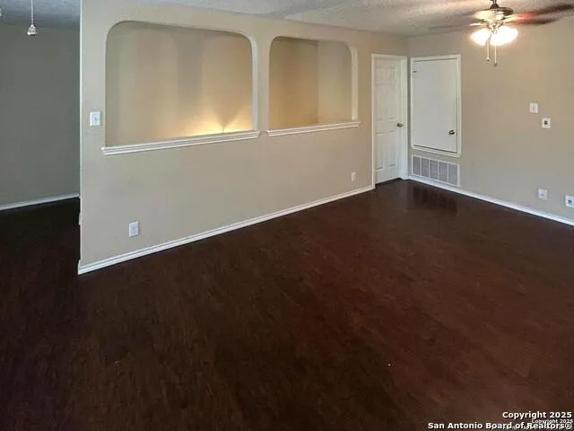 11210 STAR VIS San Antonio, TX 78221