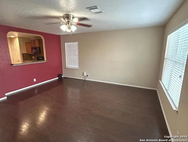 11210 STAR VIS San Antonio, TX 78221