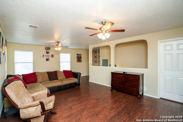 11210 STAR VIS San Antonio, TX 78221