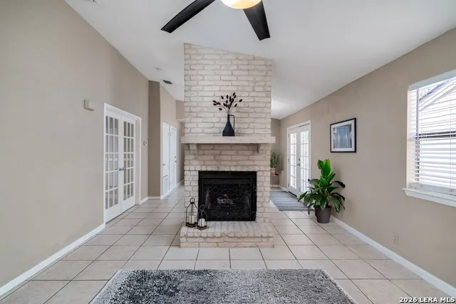 1406 Brook Run San Antonio, TX 78232