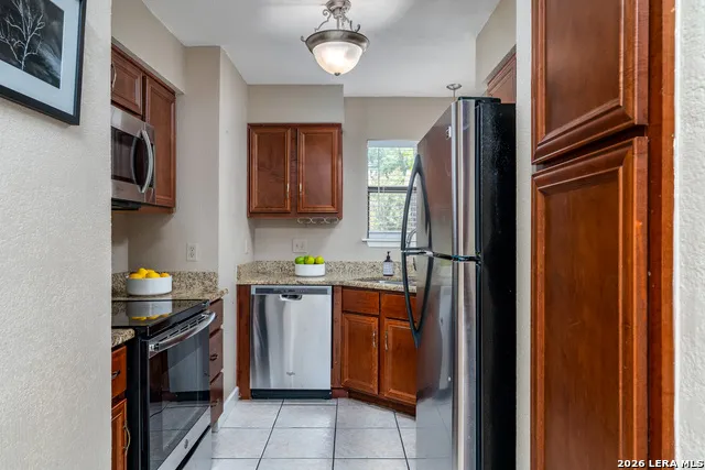 1406 Brook Run San Antonio, TX 78232