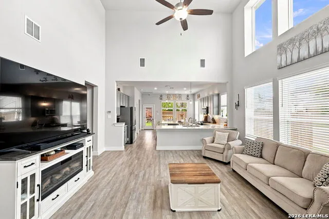 12705 BIG VALLEY CRK San Antonio, TX 78254
