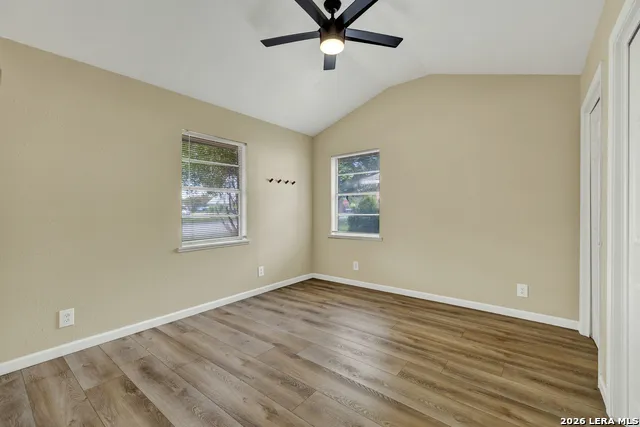 153 SWAN DR New Braunfels, TX 78130