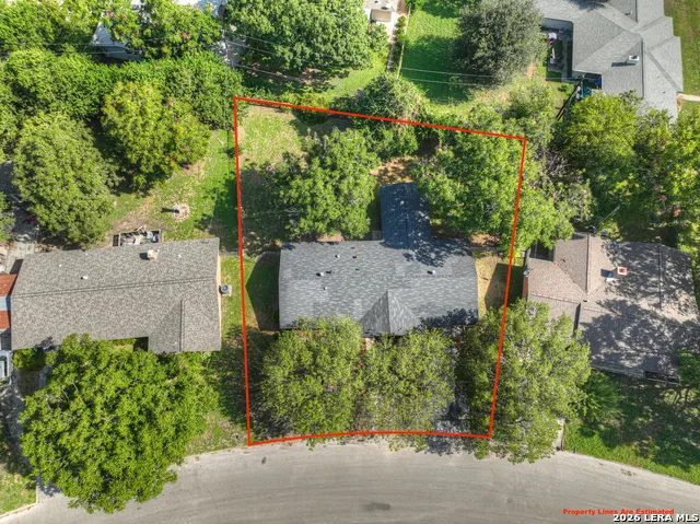 153 SWAN DR New Braunfels, TX 78130