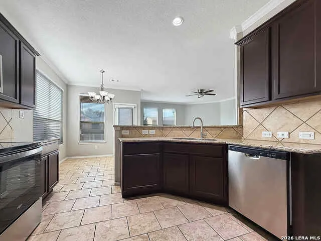 584 SADDLEHORN WAY Cibolo, TX 78108