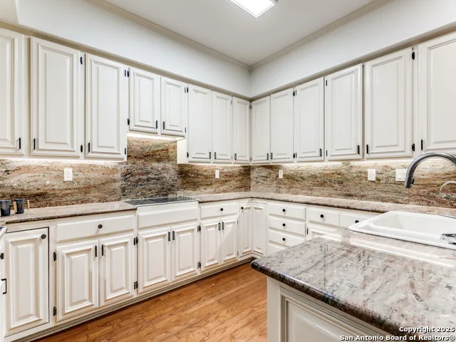 8000 DONORE PL #11 San Antonio, TX 78229