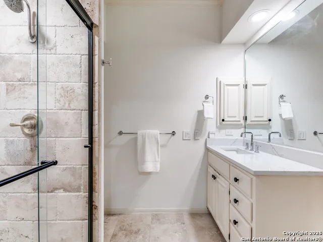 8000 DONORE PL #11 San Antonio, TX 78229