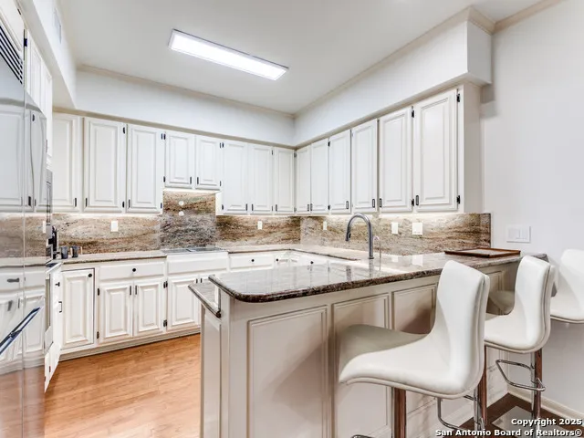 8000 DONORE PL #11 San Antonio, TX 78229