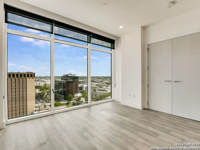 123 LEXINGTON AVE #1403 San Antonio, TX 78205