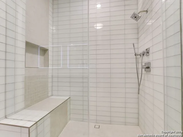 123 LEXINGTON AVE #1403 San Antonio, TX 78205