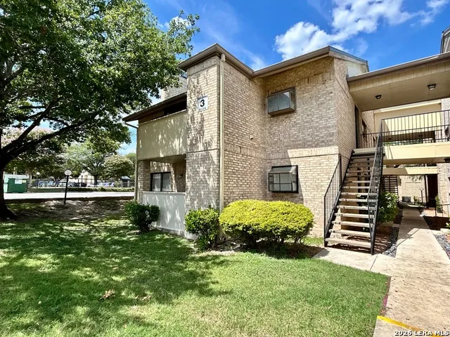 11843 Braesview #315 San Antonio, TX 78213