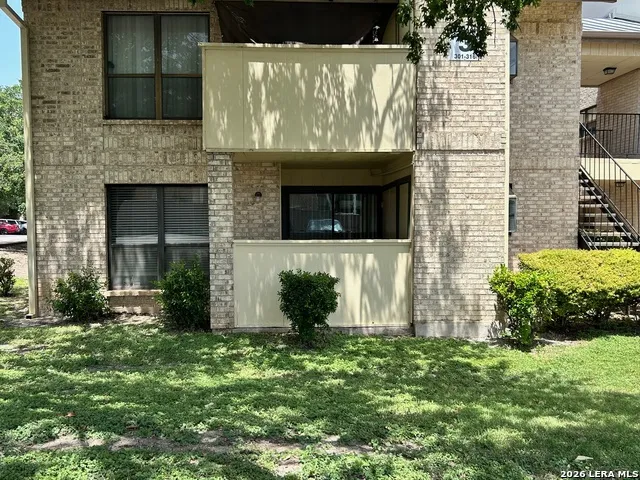 11843 Braesview #315 San Antonio, TX 78213