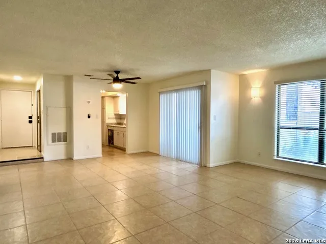 11843 Braesview #315 San Antonio, TX 78213