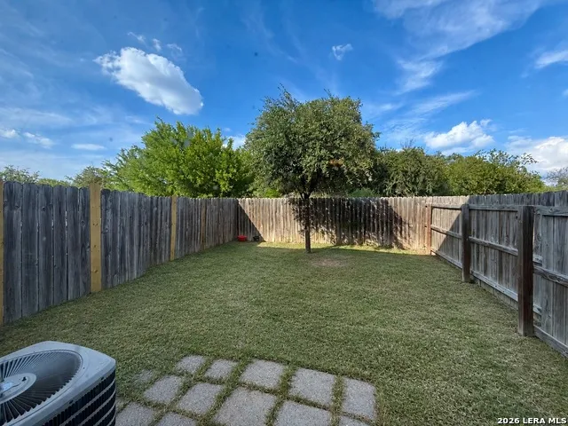 6403-6409 Aspen Hill San Antonio, TX 78238