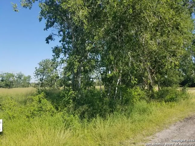 00 W Fm 673 Beeville, TX 78102