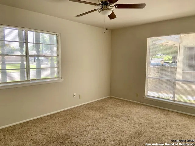 5711 Gillis San Antonio, TX 78240