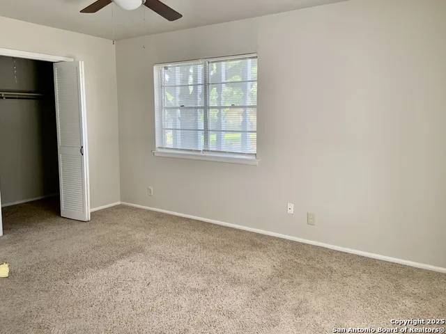 5711 Gillis San Antonio, TX 78240