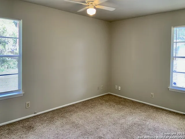 5711 Gillis San Antonio, TX 78240