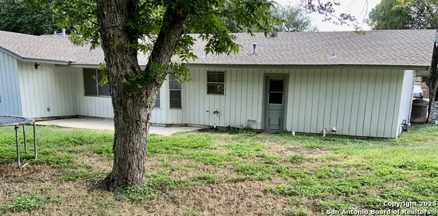 5711 Gillis San Antonio, TX 78240