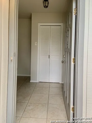 5711 Gillis San Antonio, TX 78240