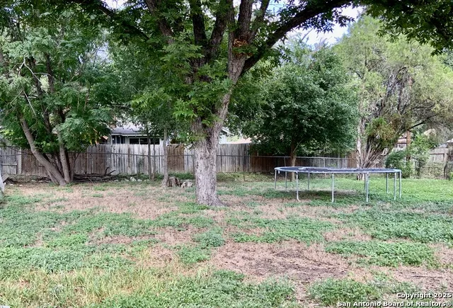 5711 Gillis San Antonio, TX 78240