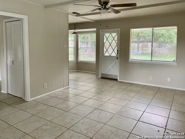 5711 Gillis San Antonio, TX 78240