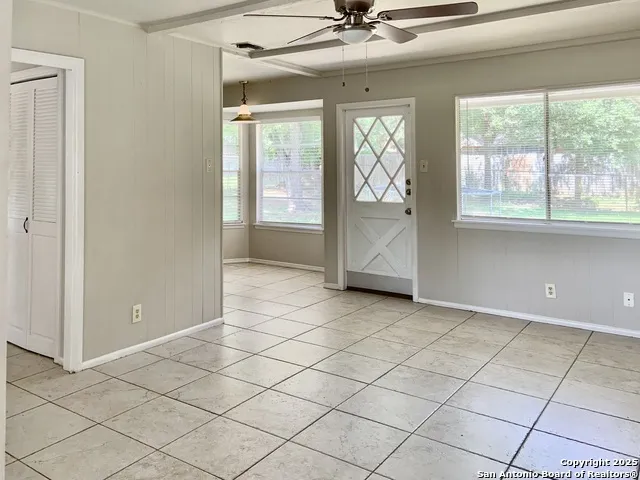 5711 Gillis San Antonio, TX 78240