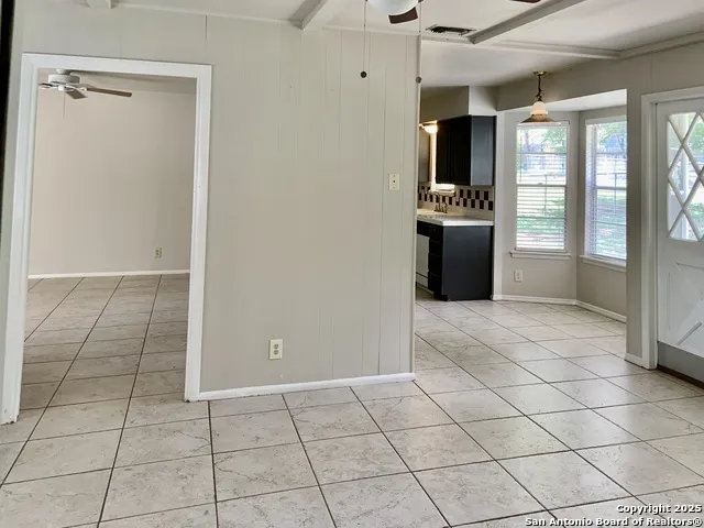 5711 Gillis San Antonio, TX 78240