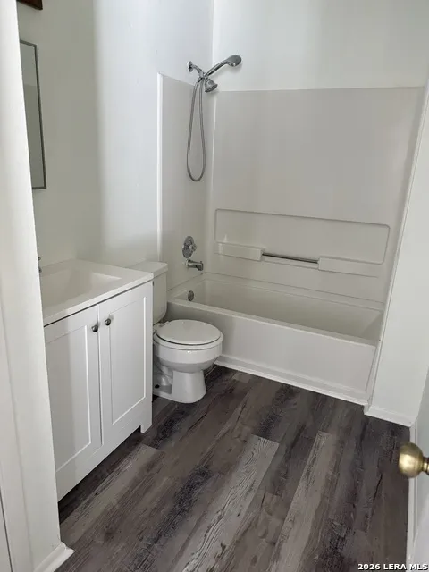 2946 Moss Plain San Antonio, TX 78245