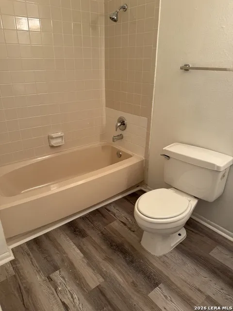 2946 Moss Plain San Antonio, TX 78245