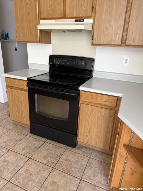 2946 Moss Plain San Antonio, TX 78245