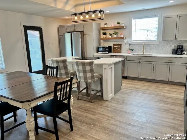 127 FURNISH AVE San Antonio, TX 78204